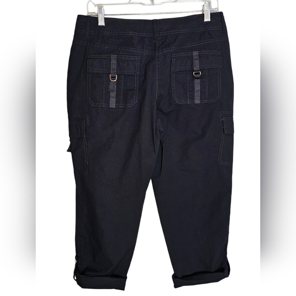 White House Black Market Cargo Capri Black Pants Size 8 - Picture 3 of 7